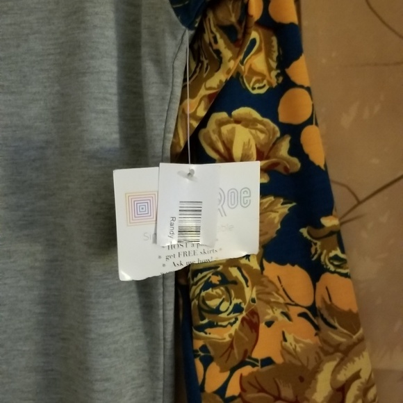 LuLaRoe Top - Picture 3 of 7